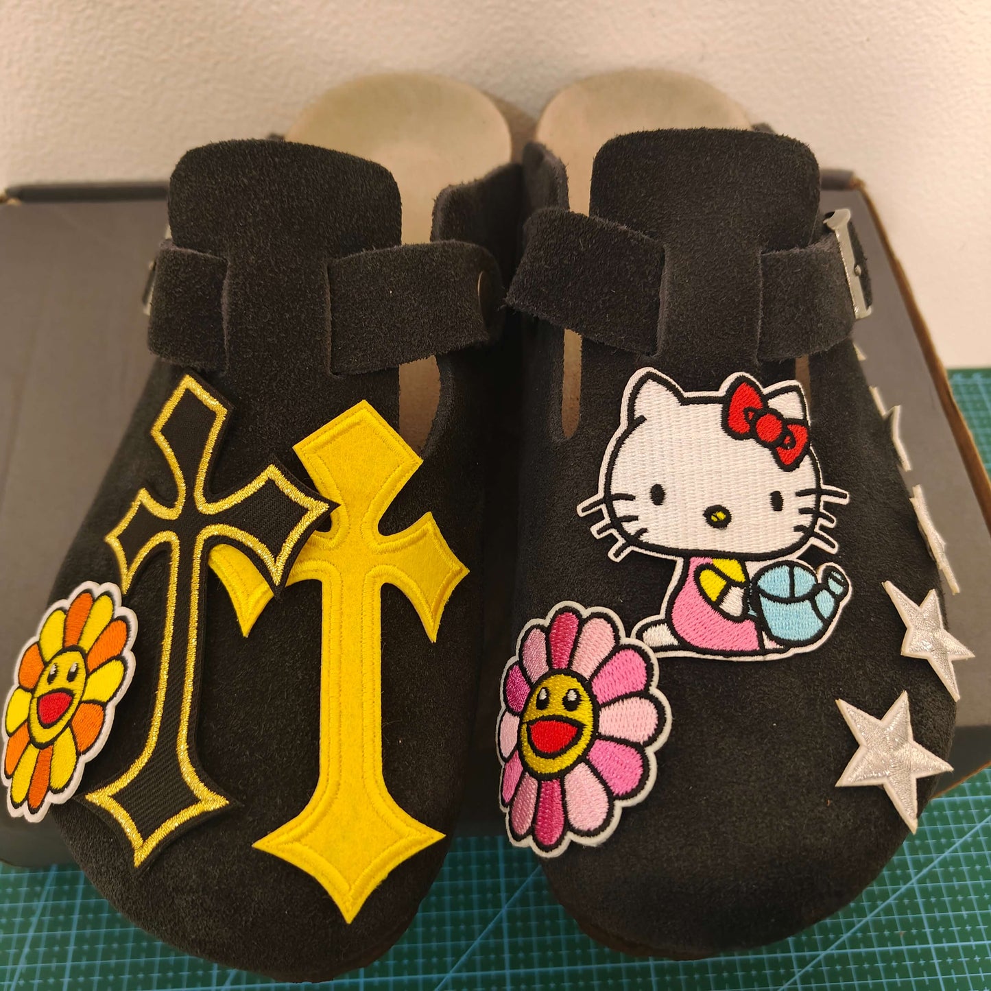 Black Kitty Design Clogs